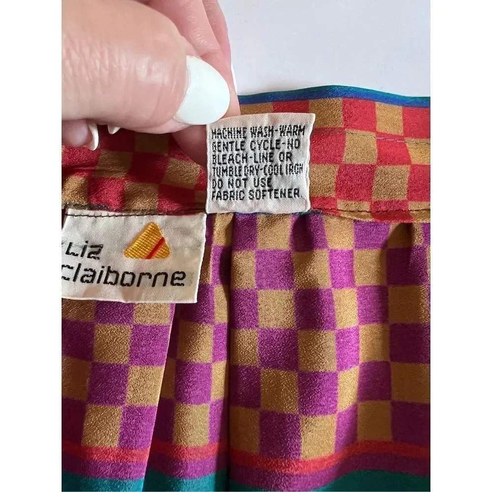 vintage Liz Claiborne red Art Deco fit and flair midi skirt size S-M - Picture 6 of 10